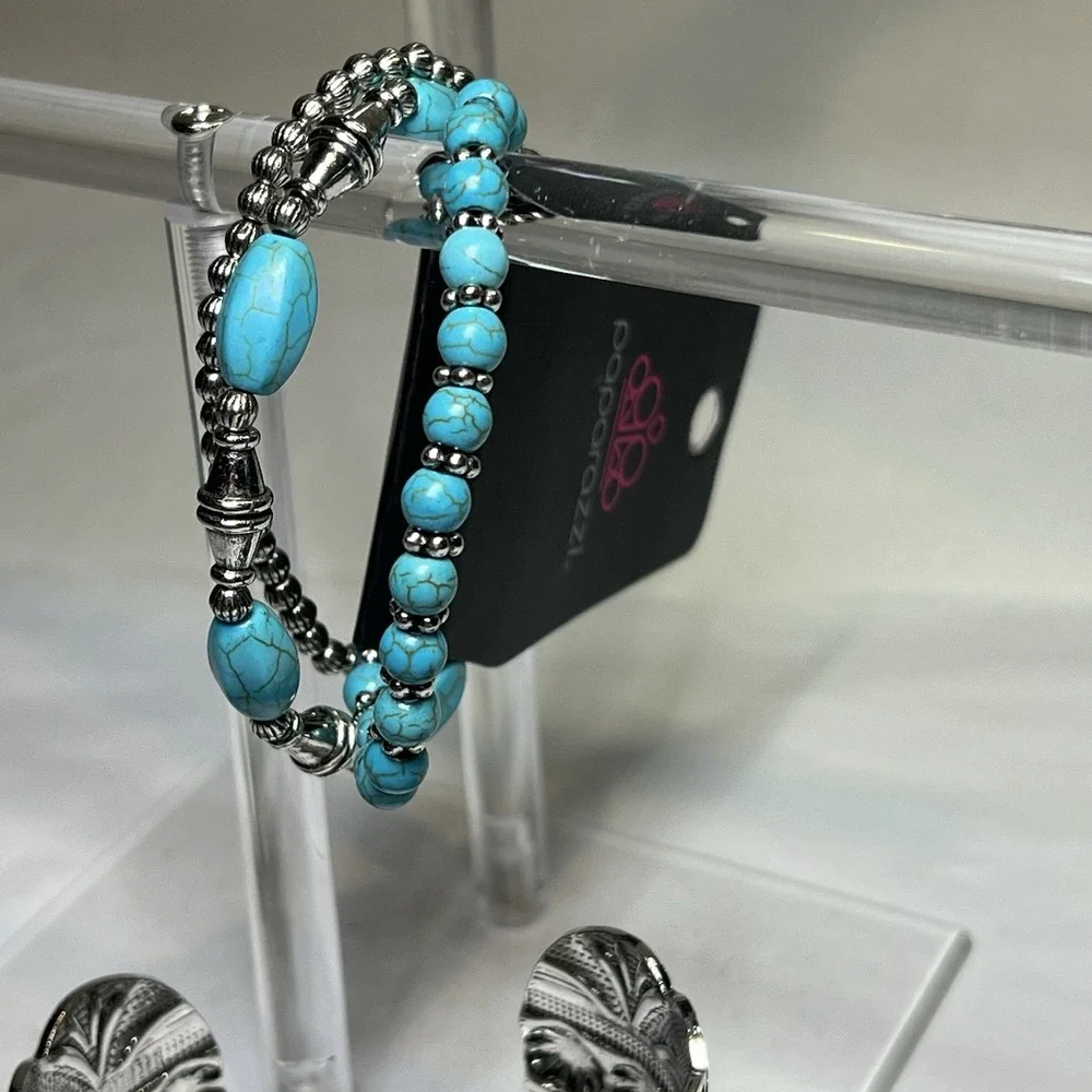 Fashion Fix Set PAPARAZZI Jewelry NWT Ring Earrings 2 Bracelets Turquoise Style